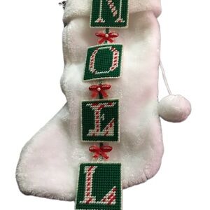 Green Christmas NOEL Sign